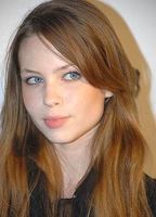 Daveigh Chase nude