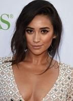 Shay Mitchell nude