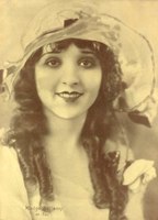 Madge Bellamy nude