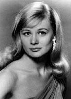 Shirley Knight nude